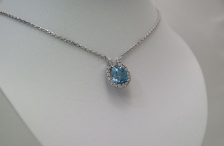 Collier Zircon bleu et diamants
